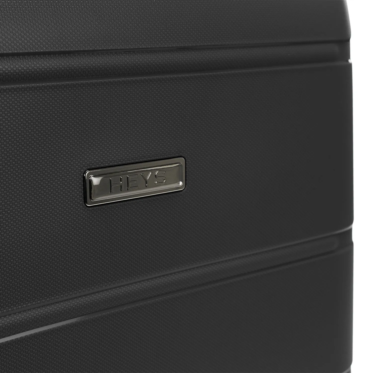 Fortis 30" Luggage