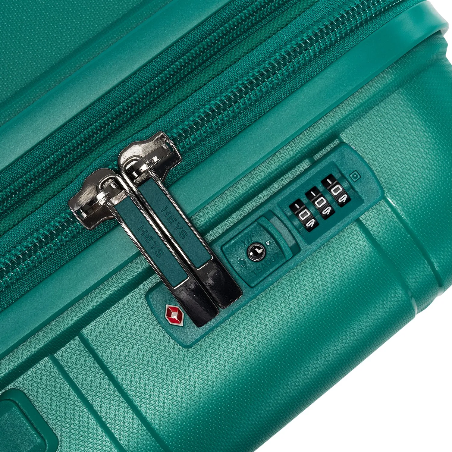 Fortis 30" Luggage