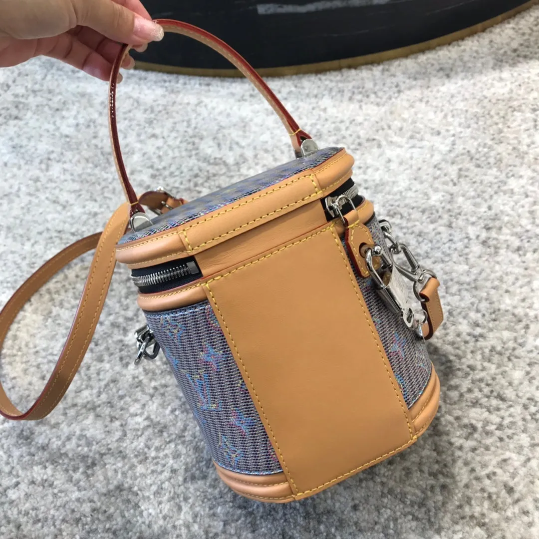 Luxury Bags - LOV - 5945